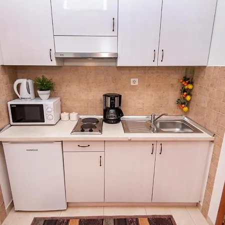 1 Bedroom Stunning In