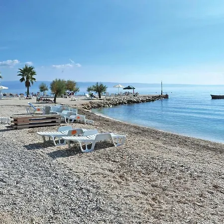 1 Bedroom Stunning In * Podstrana